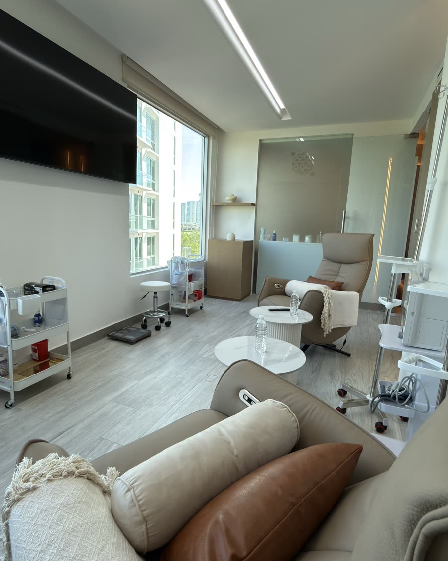 Longevia treatment room